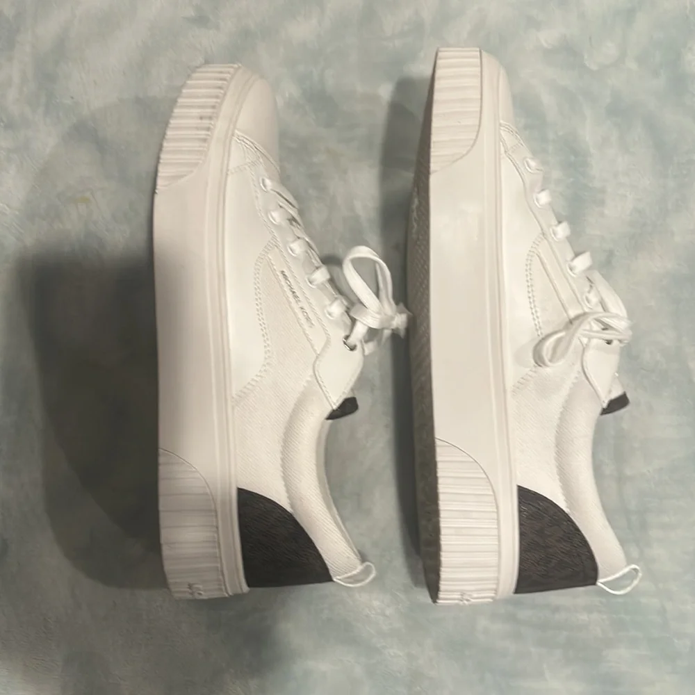 MK white and brown sneakers size 10 - Picture 4 of 6
